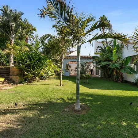 Pensionat Bed & Breakfast In Eden Palm *